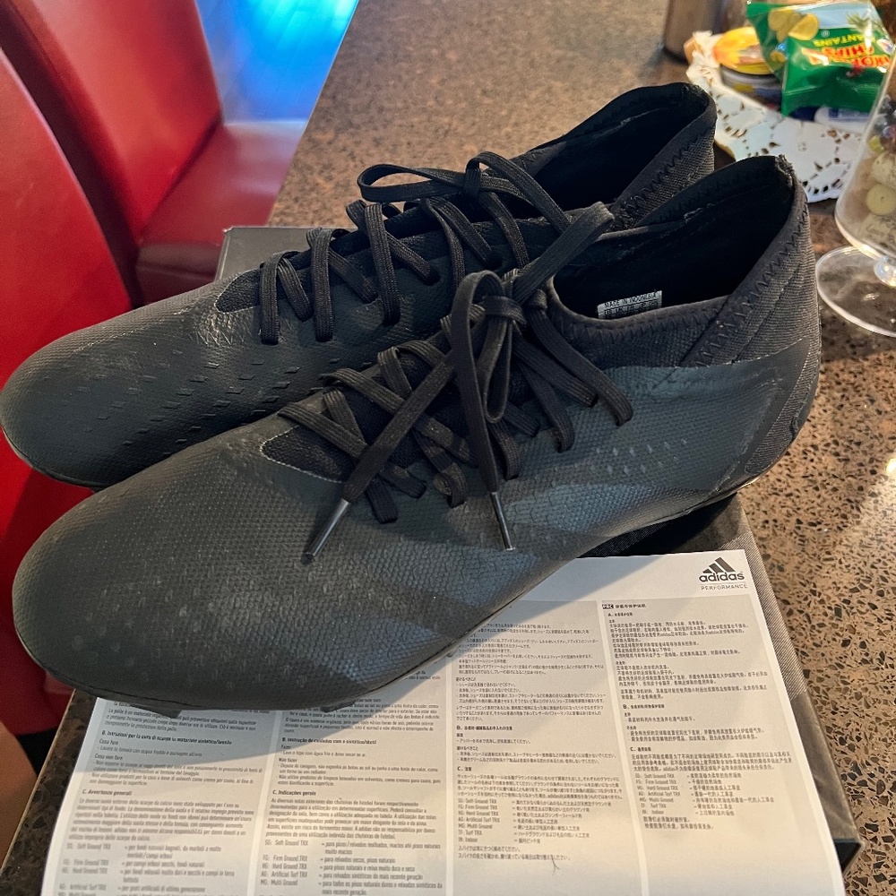 Adidas Predator Mens Soccer Shoes Sz 12